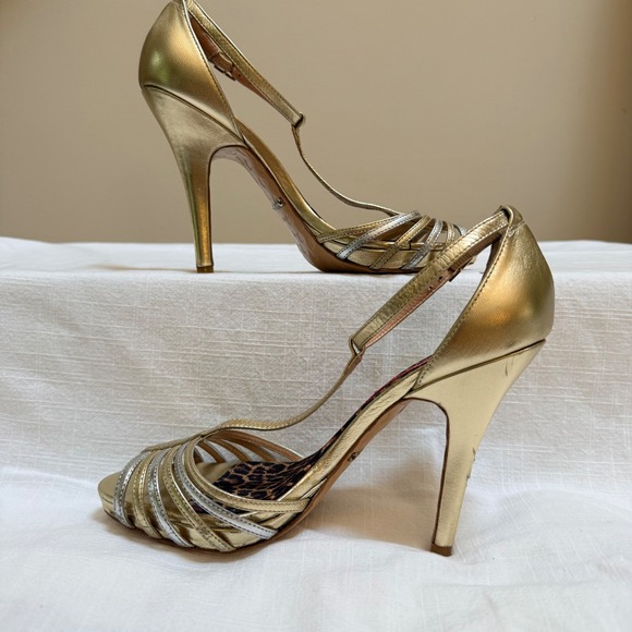 Betsey Johnson Shoes - Betsey Johnson‎ Stiletto Sandals 6M Gold Metallic T-Strap  wedding formal gala
